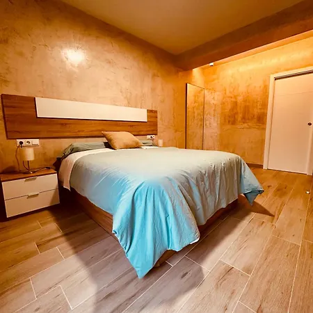 Cherry Jacuzzi Apartment Ronda Exterior photo