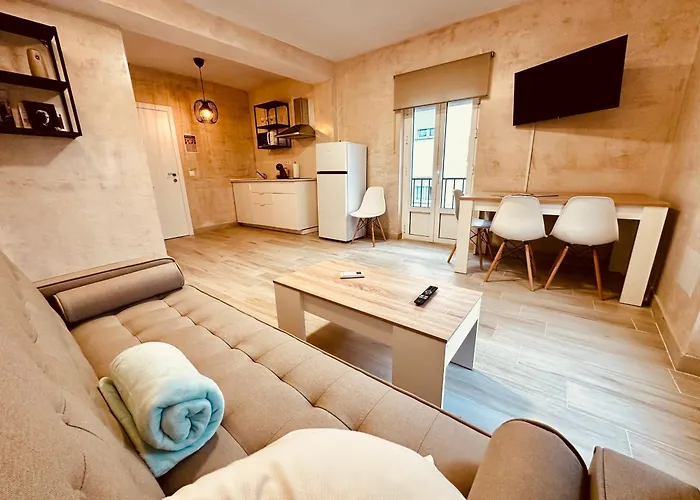 Cherry Jacuzzi Apartment